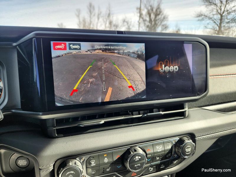 New 2026 Jeep Wrangler 4-door Rubicon