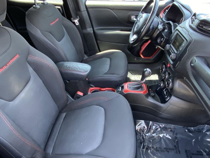 2017 Jeep Renegade Image 10