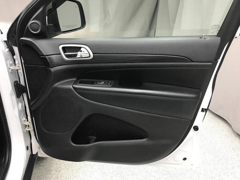 Used 2020 Jeep Grand Cherokee NorthImage 15