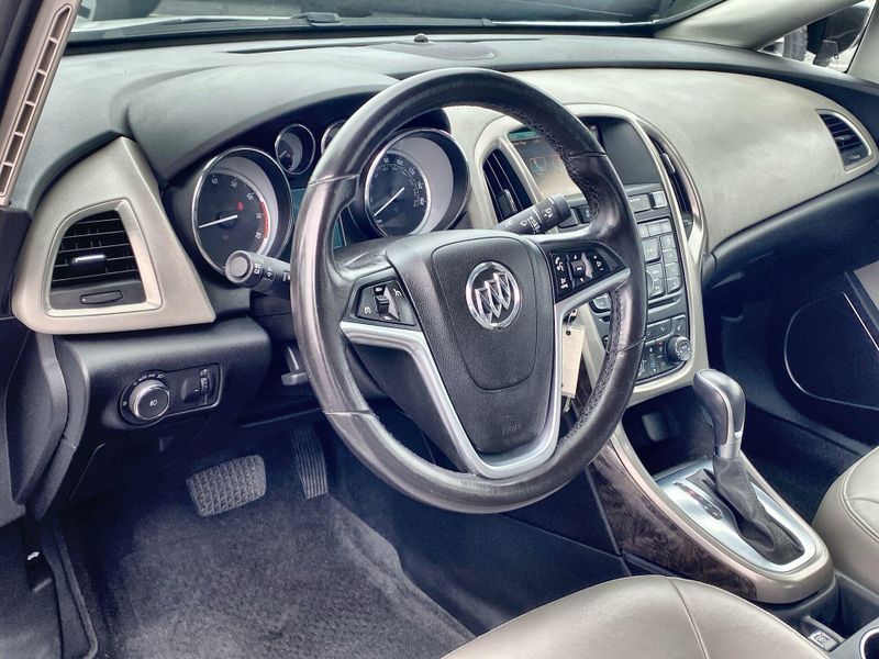 2017 Buick Verano Sport TouringImage 11