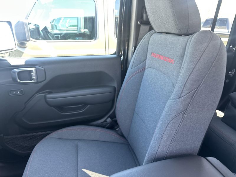 2025 Jeep Gladiator Rubicon 4x4Image 20
