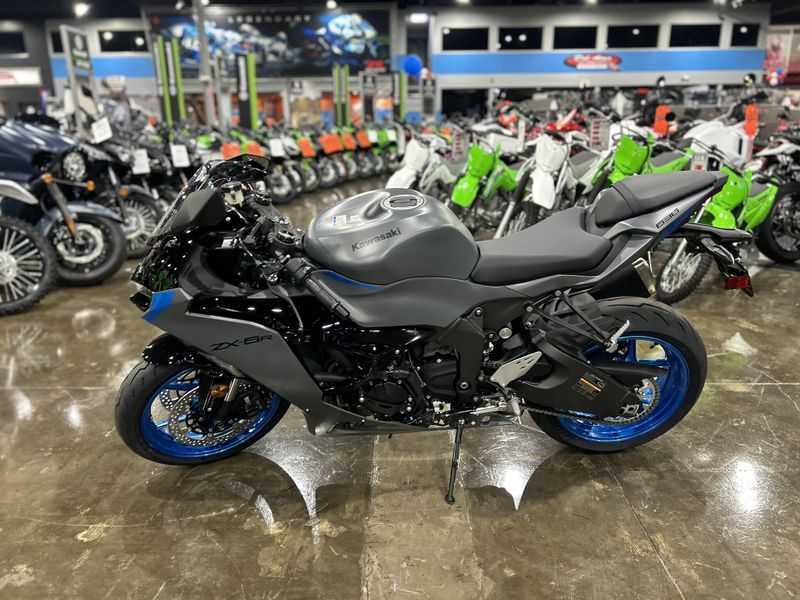 New 2026 Kawasaki NINJA ZX-6R ABS Image 12