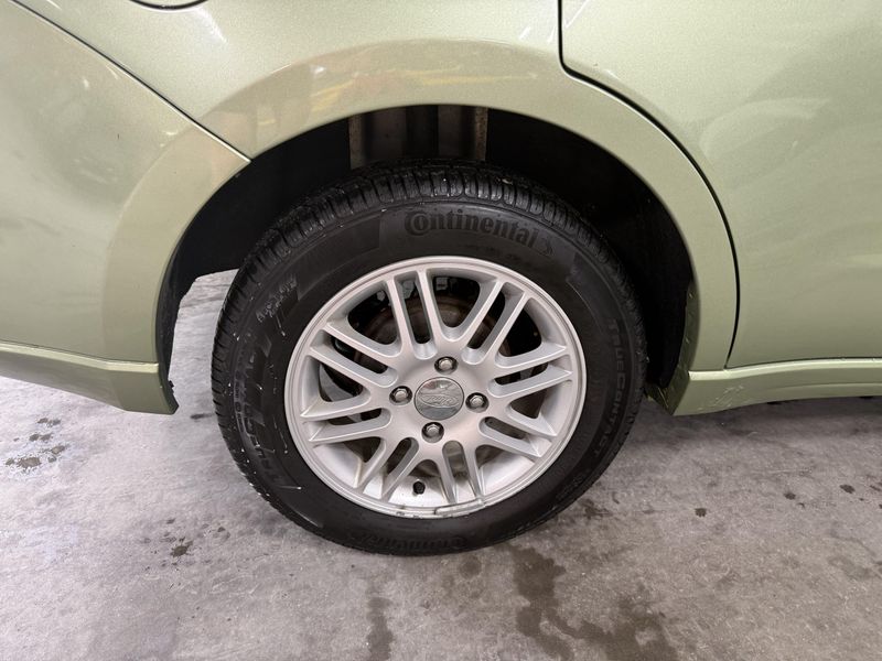 Used 2008 Ford Focus Image 7