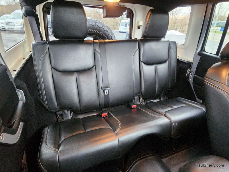 Used 2013 Jeep Wrangler Unlimited Rubicon