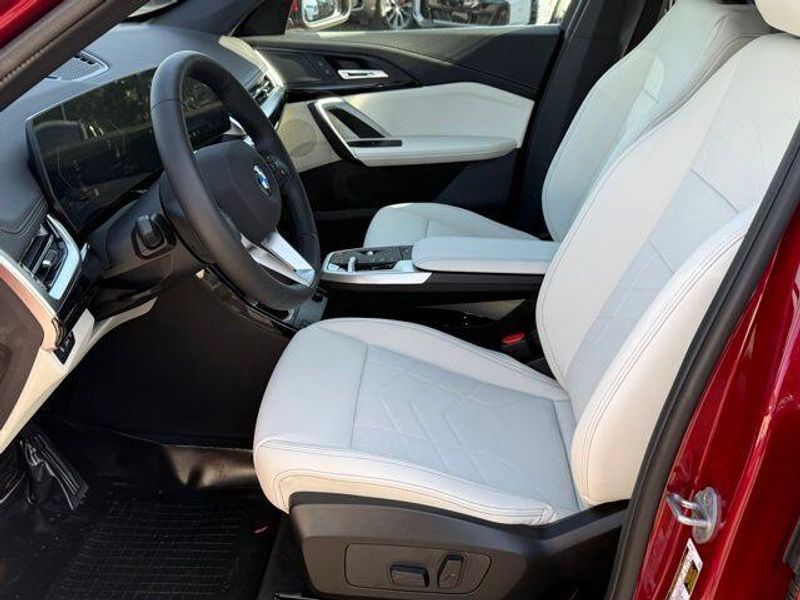 New 2026 BMW X1 xDrive28iImage 17
