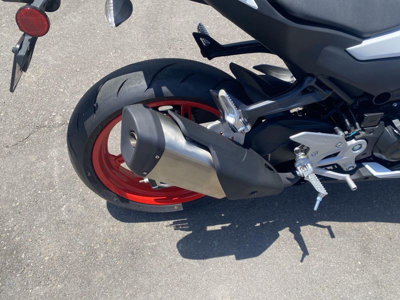 Used 2025 CFMOTO 450SS Image 24