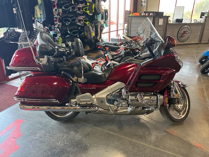 2004 Honda GOLD WING 