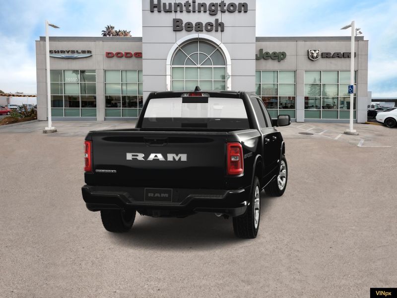 2025 RAM 1500 Big Horn Crew Cab 4x2Image 14