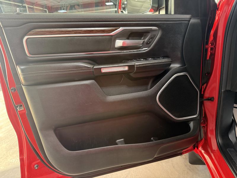 Used 2019 RAM 1500 LaramieImage 20
