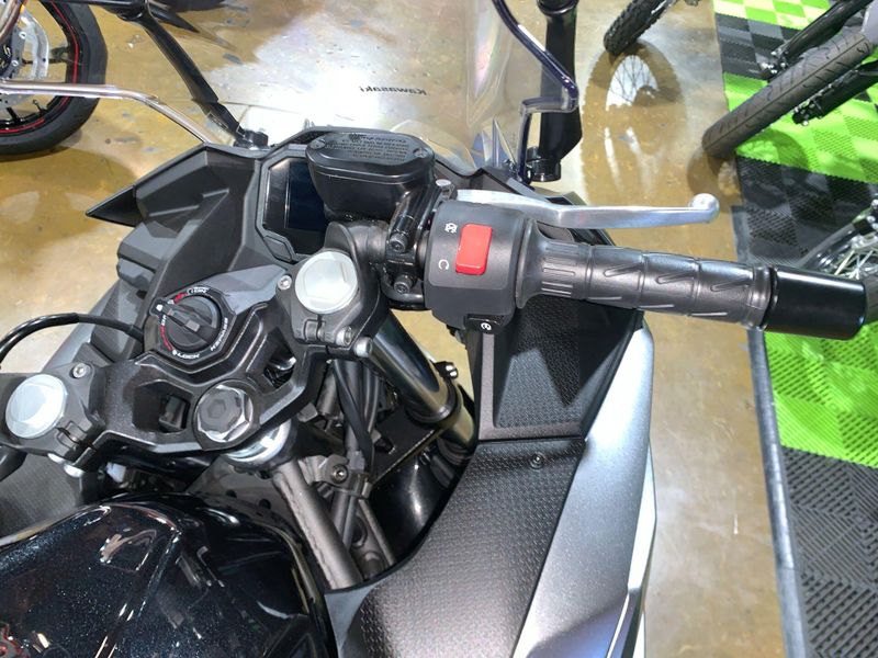 New 2025 Kawasaki NINJA 500 SE ABS Image 15