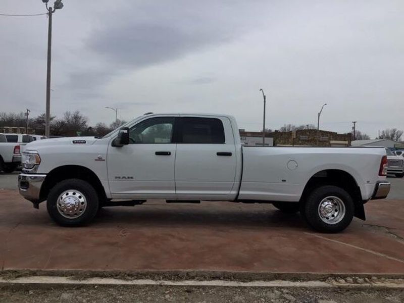 2024 RAM 3500 Big Horn Crew Cab 4x4 8