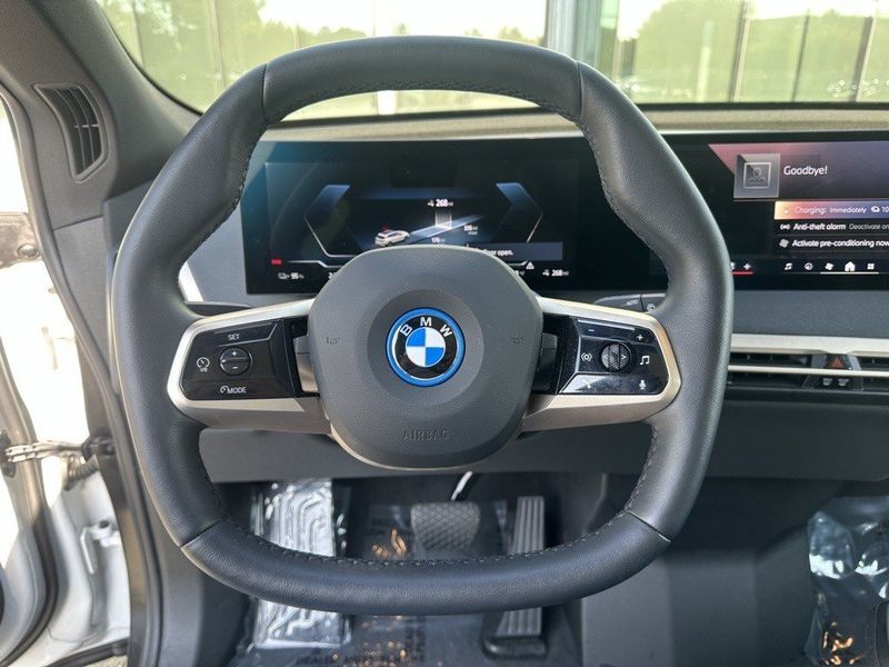 2024 BMW iX xDrive50Image 22