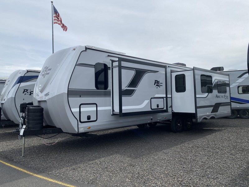 New 2025 ARCTIC FOX 32A Image 4