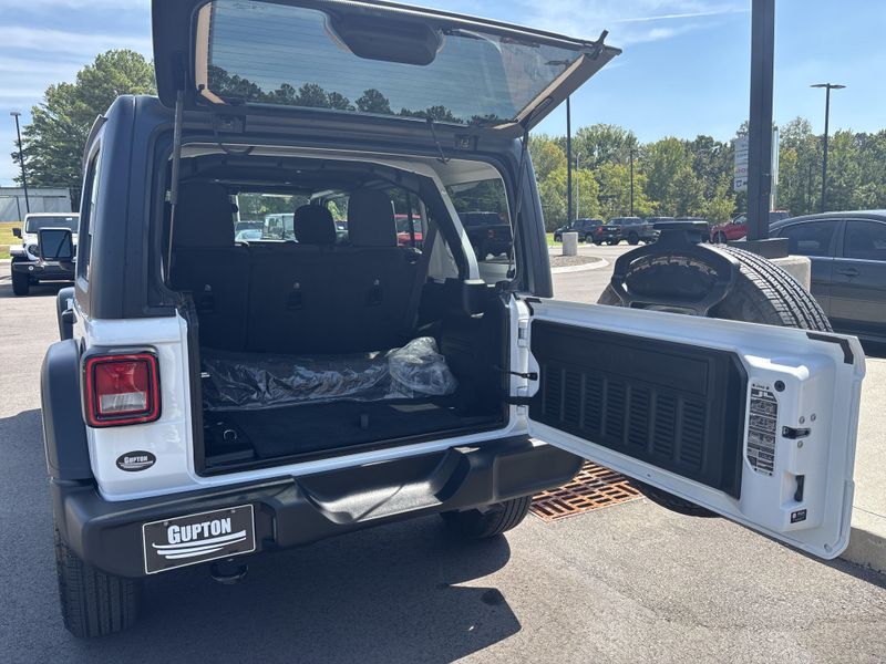 Used 2026 Jeep Wrangler Sport SImage 35