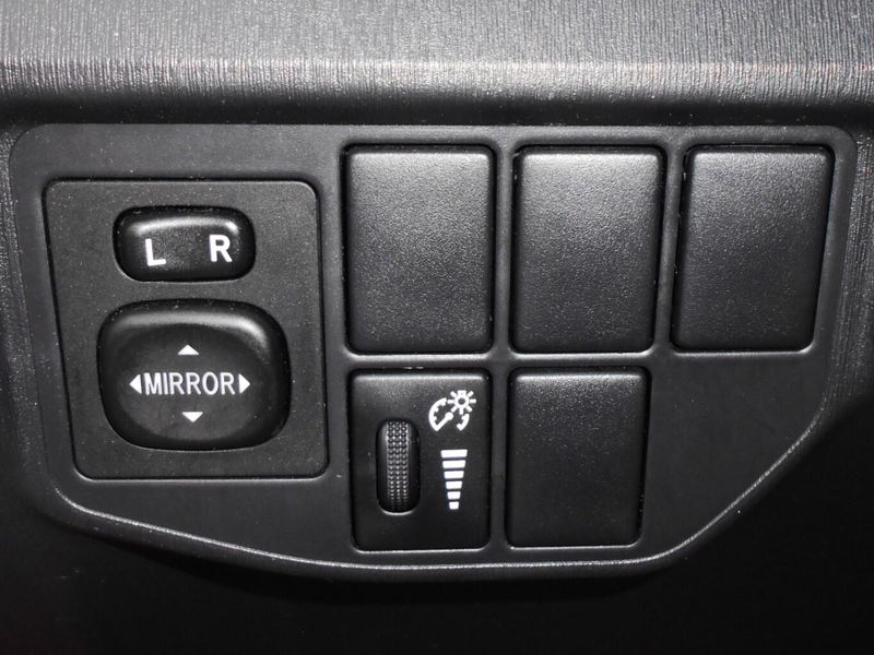 2012 Toyota Prius TwoImage 7