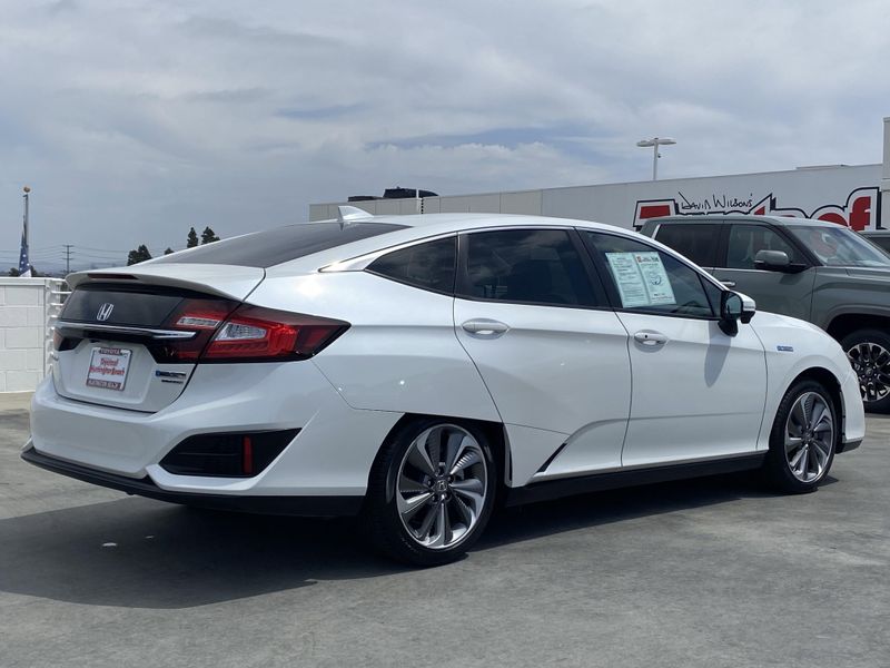 Used 2018 Honda Clarity Plug-In Hybrid TouringImage 4