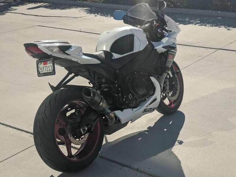 Used 2025 Suzuki GSX-R600 CA Image 17