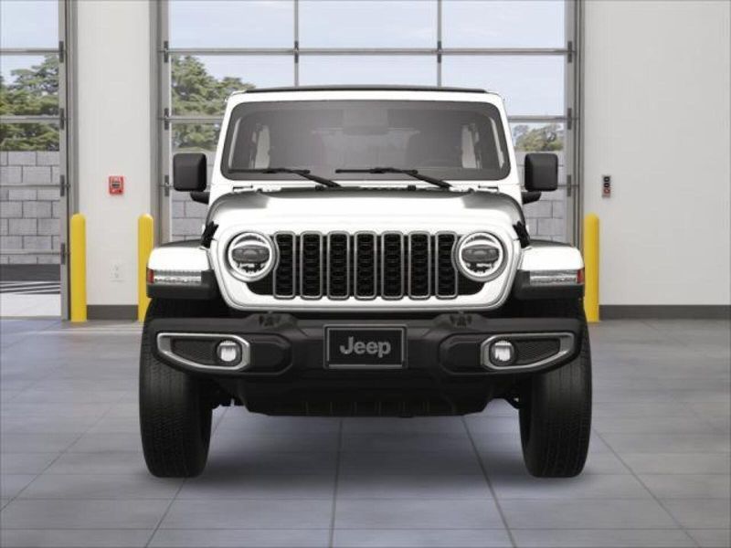 2025 Jeep Wrangler Unlimited Sahara photo 8