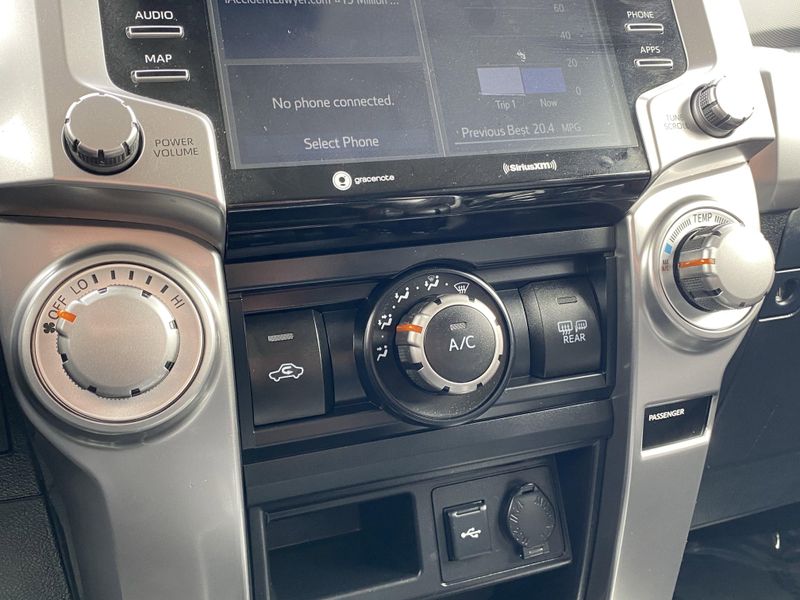 2024 Toyota 4Runner SR5Image 23