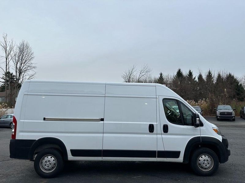 2023 RAM ProMaster 2500 High RoofImage 10