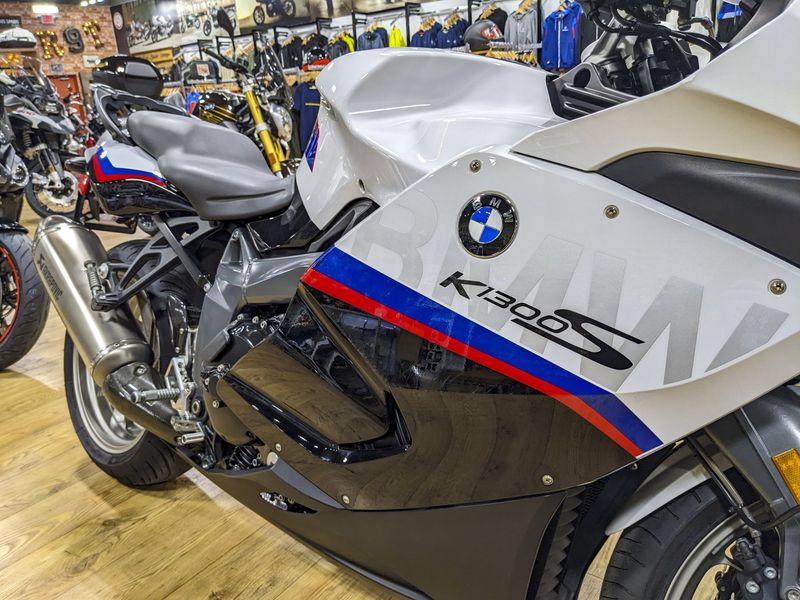 2024 BMW G 310 R Image 45