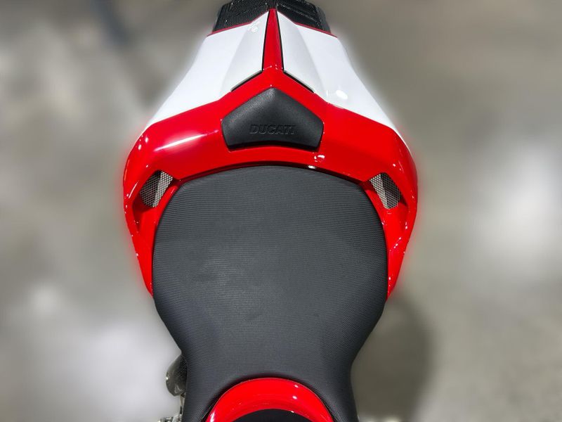 Used 2006 Ducati 999R Image 25