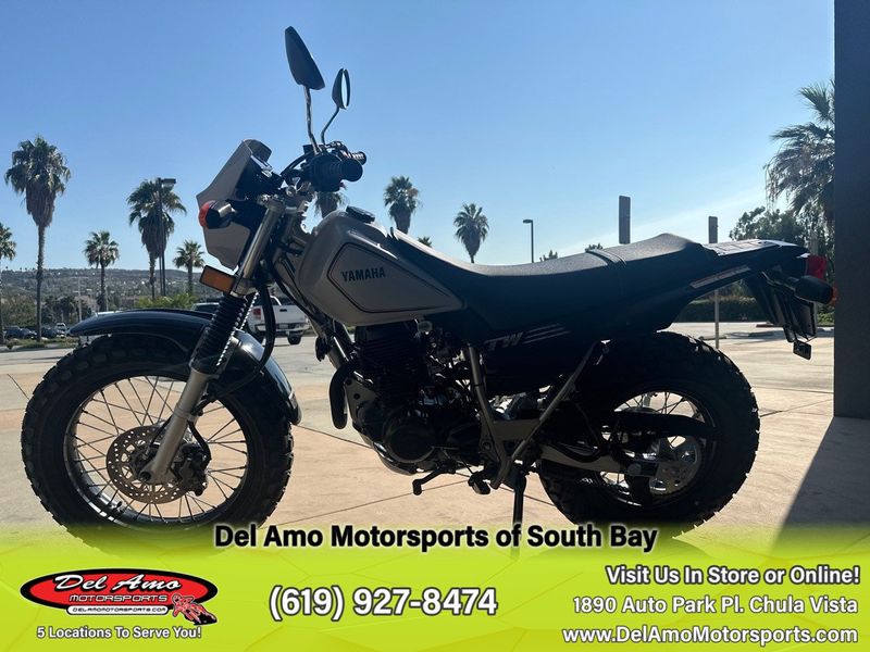 2024 Yamaha TW200R1C  in a GALLANT GRAY exterior color. Del Amo Motorsports of South Bay (619) 547-1937 delamomotorsports.com 