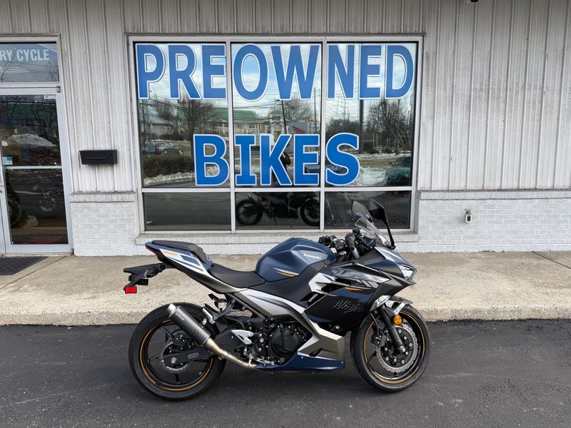 2023 Kawasaki Ninja 400Image 1