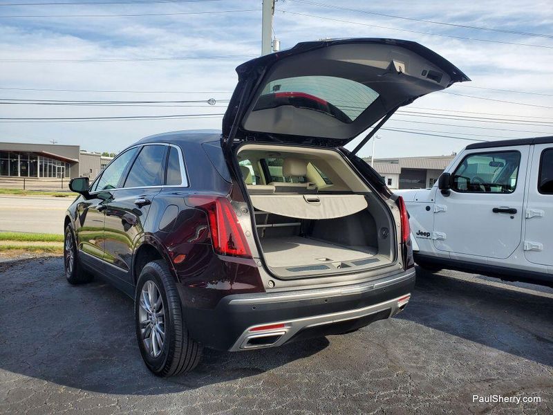 Used 2021 Cadillac XT5 AWD Premium LuxuryImage 9