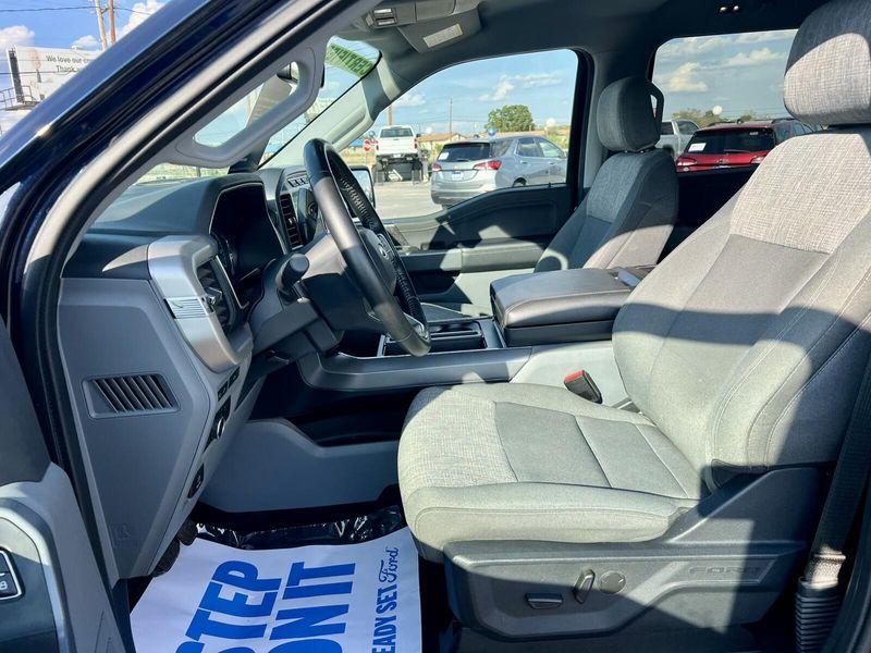 2022 Ford F-150 XLT photo 12
