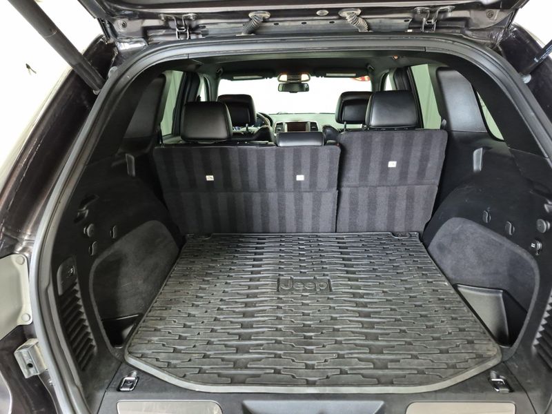 Used 2015 Jeep Grand Cherokee LimitedImage 16