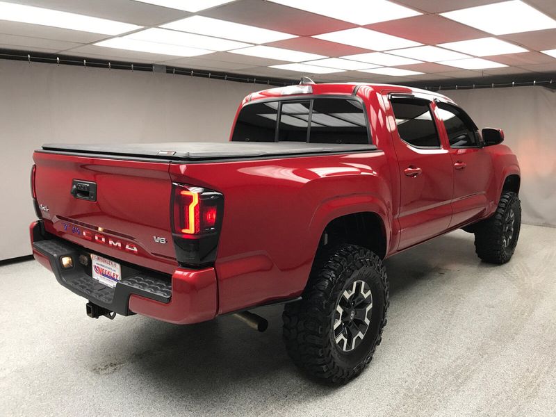 2020 Toyota Tacoma SRImage 12