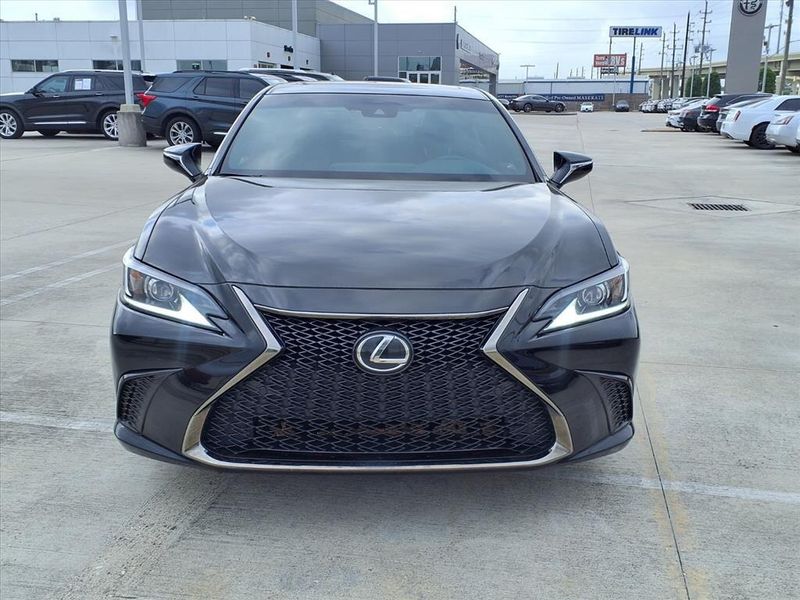 Used 2021 Lexus ES 350 F SportImage 4