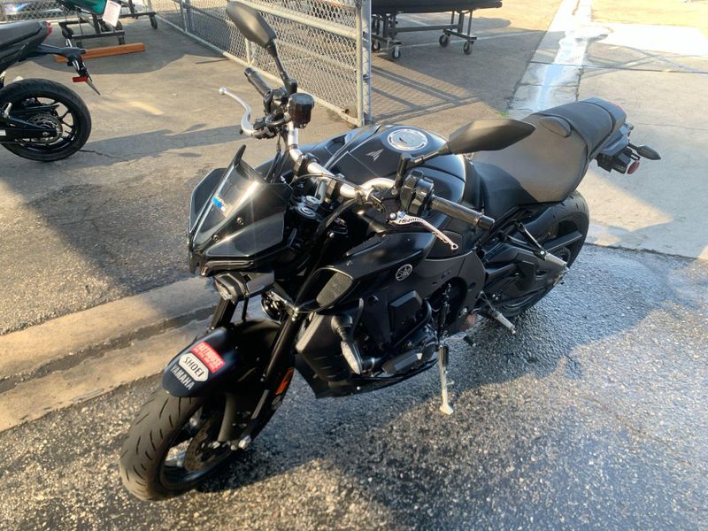 Used 2023 Yamaha MT-10 Image 18