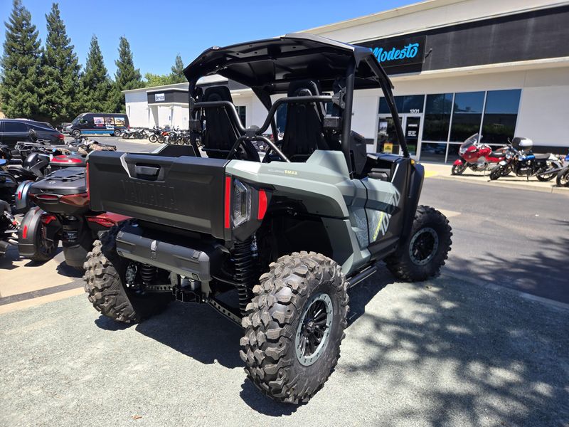 New 2026 Yamaha Wolverine RMAX2 1000 XT-R Image 4