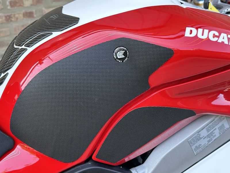 2018 Ducati Panigale V4 Speciale  Image 20