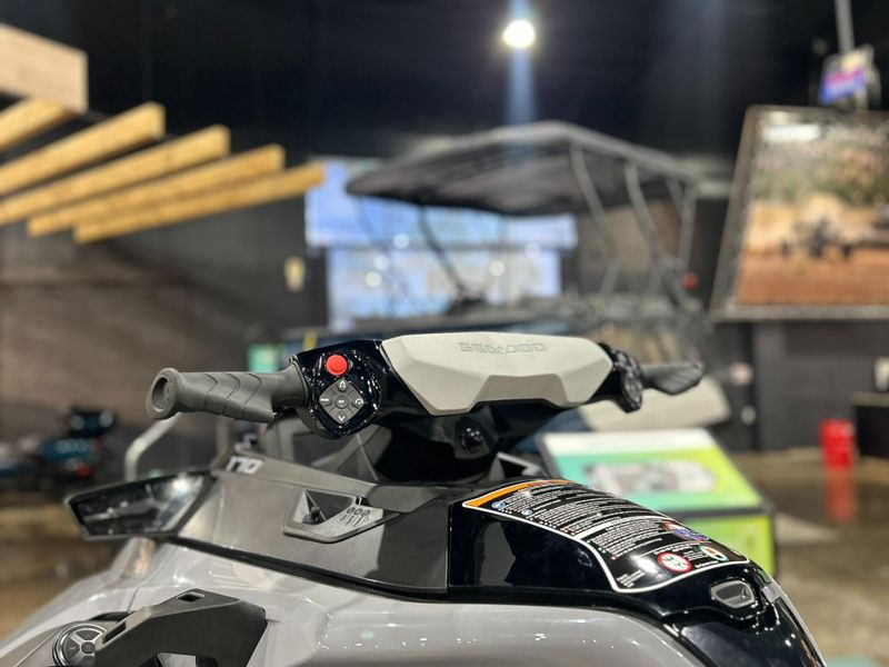 New 2026 Sea-Doo FISHPRO TROPHY 170 (SOUND SYSTEM) Image 25