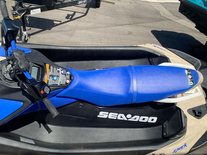 New 2025 Sea-Doo SPARK FOR 3 90 TRIXX Image 14