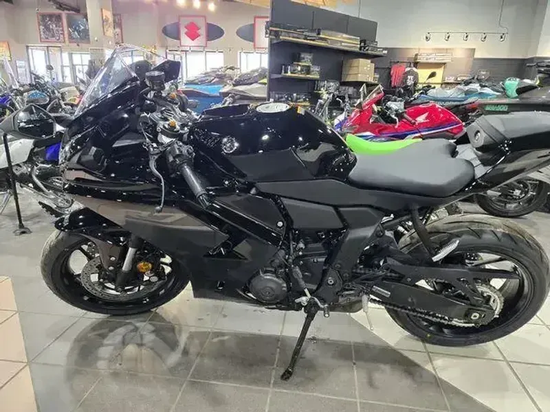 NEW 2026 YAMAHA YZFR7 Image 6