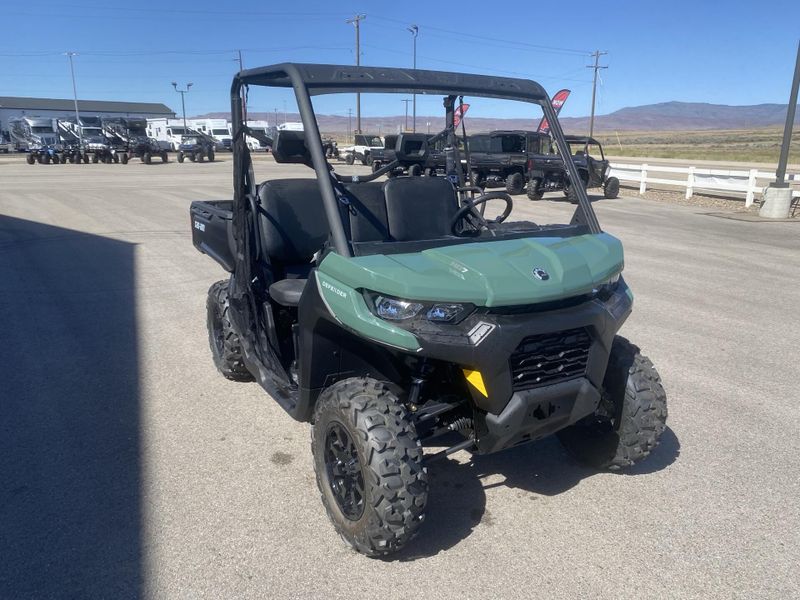 New 2026 Can-Am DEFENDER HD7 