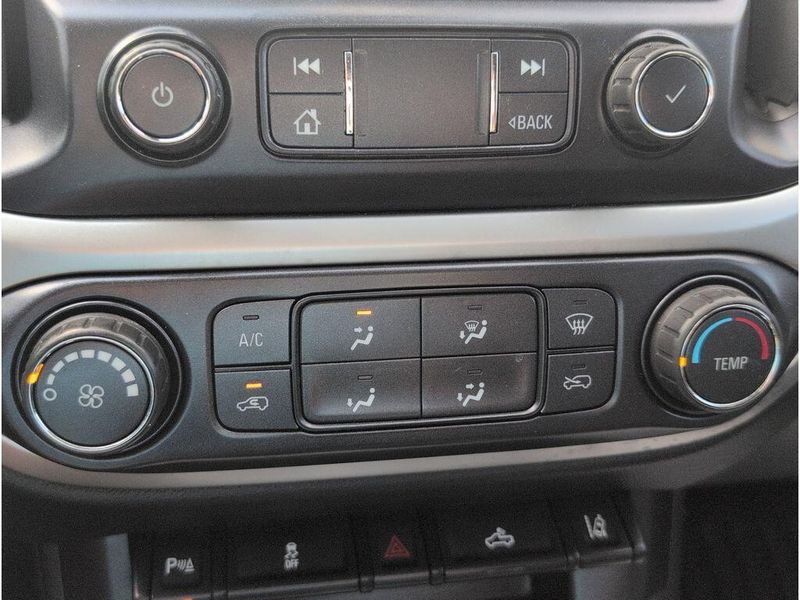 2021 Chevrolet Colorado 2WD LTImage 16