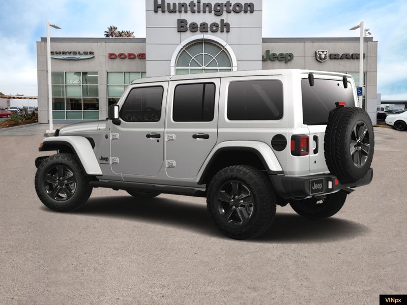 2023 Jeep Wrangler Sahara Altitude 4x4Image 4