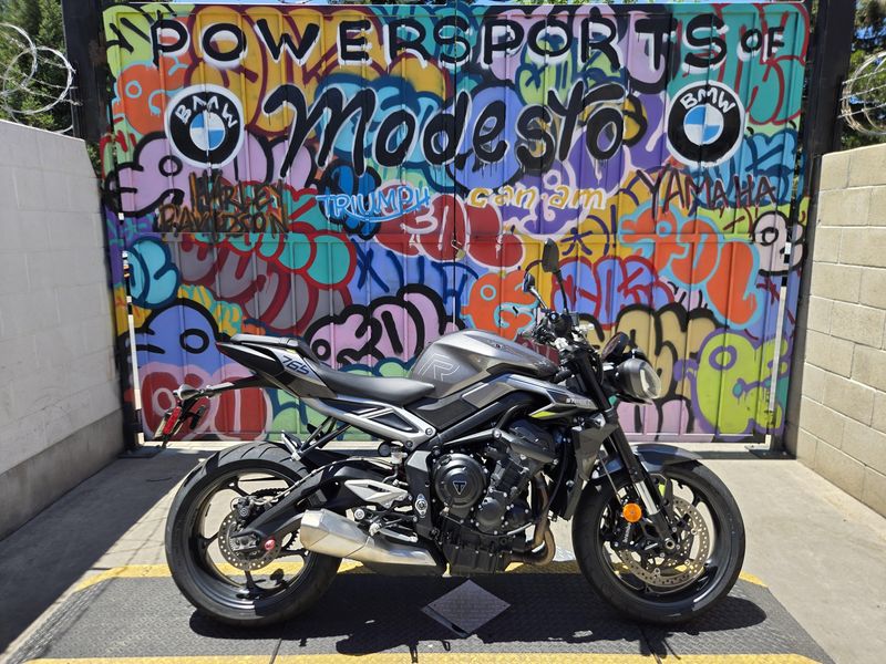 Used 2024 Triumph Street Triple 765 R Image 4