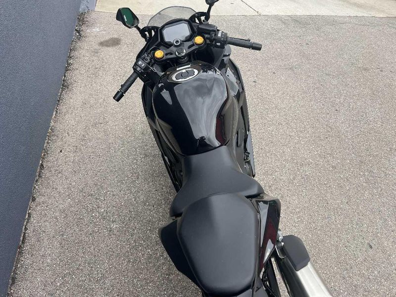 Used 2024 Kawasaki Ninja ZX-4R ABS Image 8