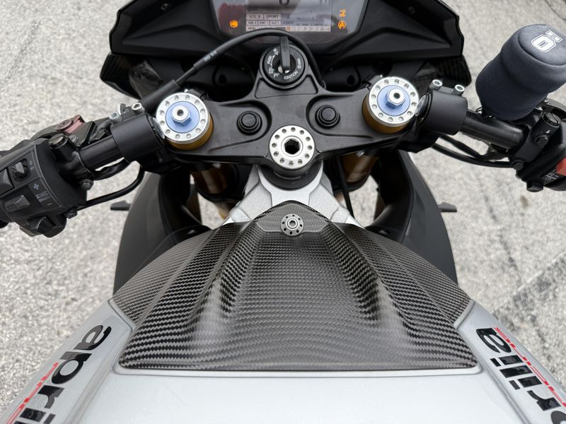 2017 Aprilia Tuono V4 1100 Factory ABS 