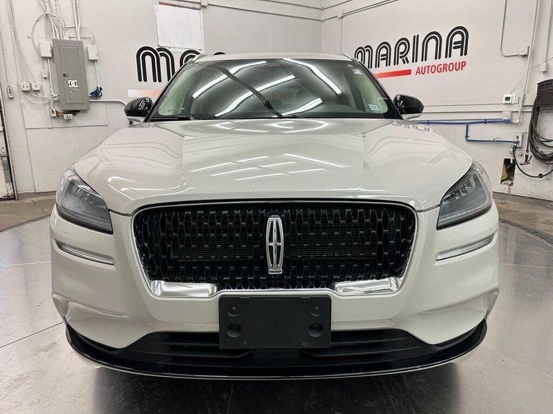 2022 Lincoln Corsair StandardImage 11