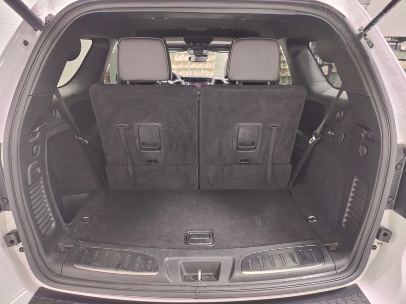 2024 Dodge Durango Citadel 5.7L V8 AWD w/SunroofImage 15