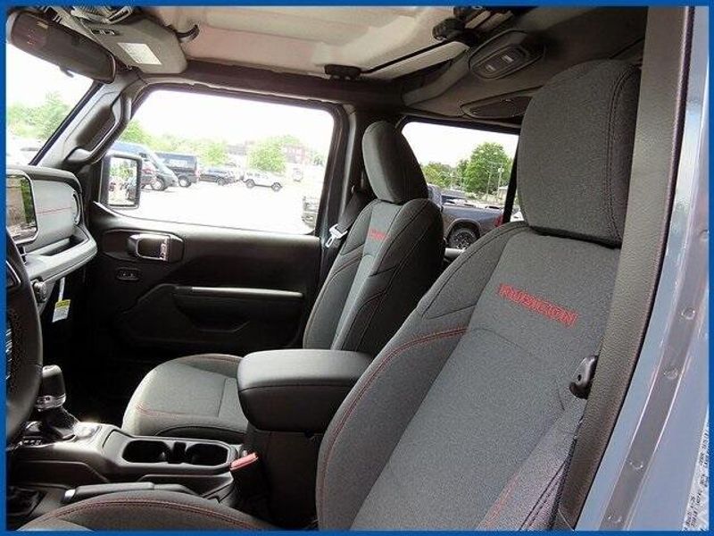 New 2025 Jeep Wrangler RubiconImage 14