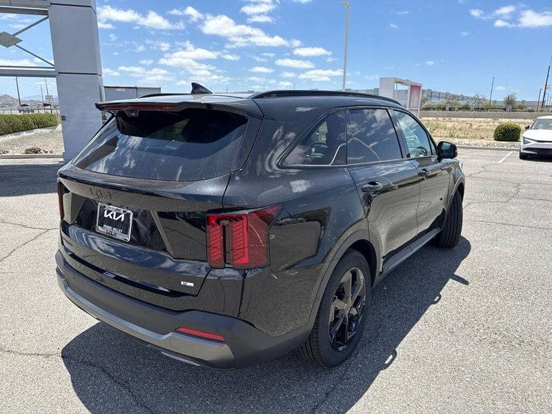 New 2026 Kia Sorento Hybrid X-Line SX PrestigeImage 3
