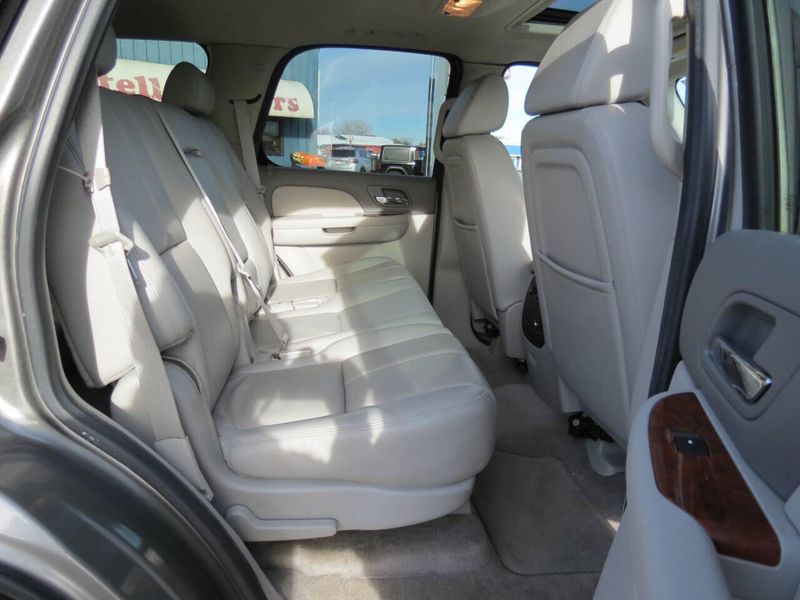 Used 2008 Chevrolet Tahoe LTZ 4x4 4dr SUVImage 8